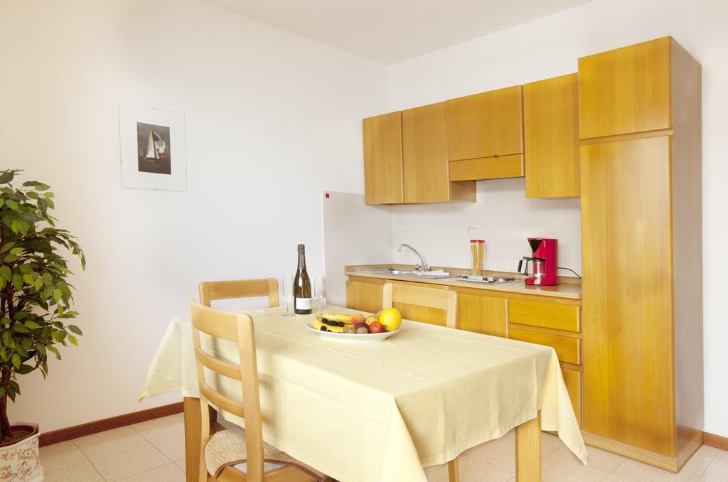 Residence Le Balze Malcesine Rum bild