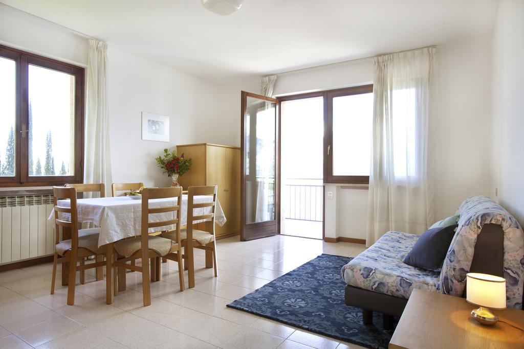 Residence Le Balze Malcesine Rum bild